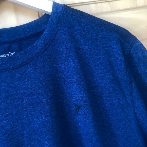 Old Navy Active Go Dry performance tee men’s medium - Picture 4 of 8